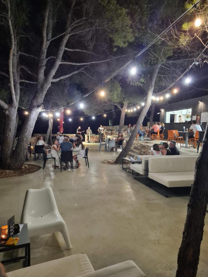 Boutique Camping Bunja Супетар Экстерьер фото