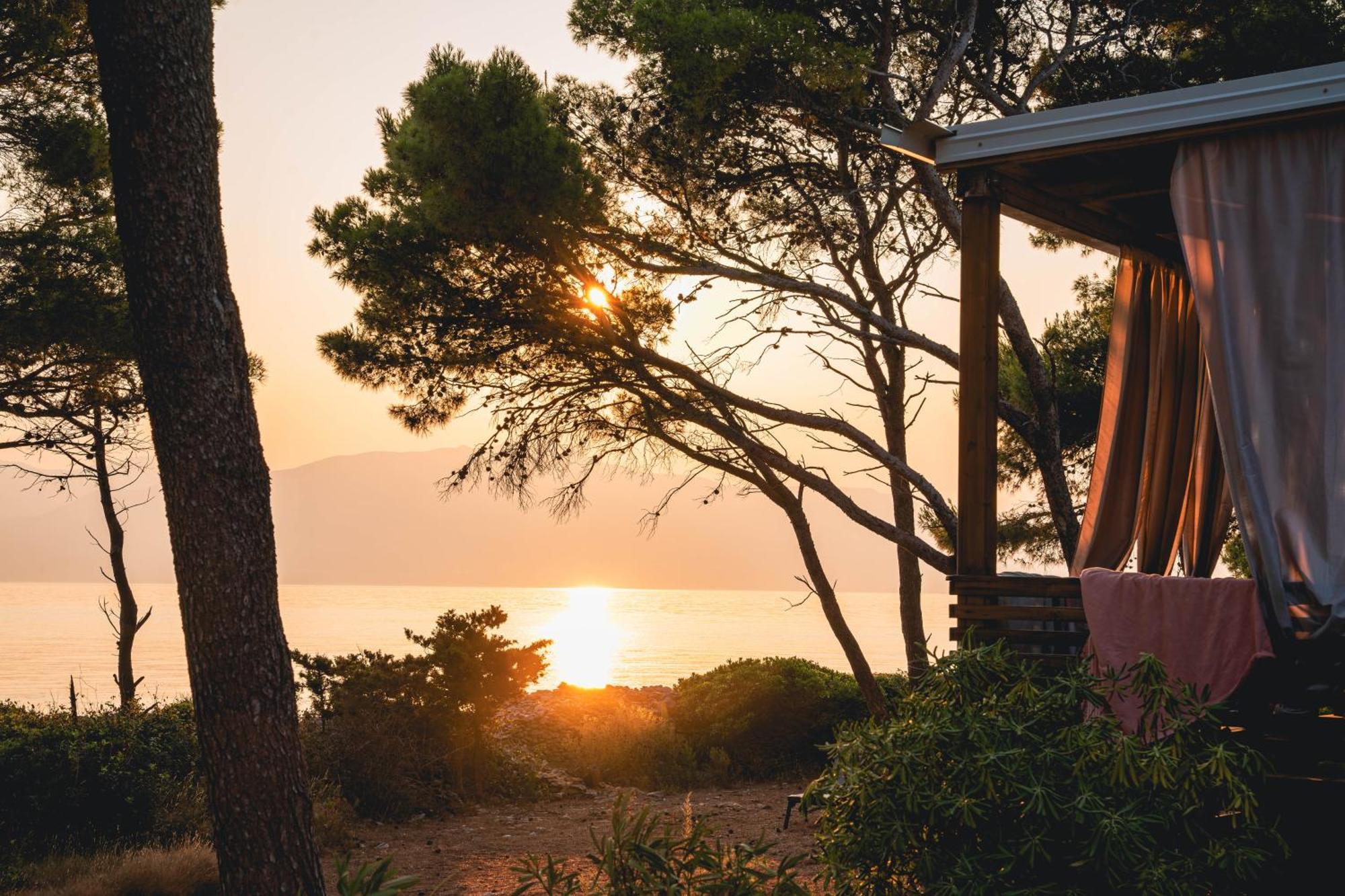 Boutique Camping Bunja Супетар Экстерьер фото